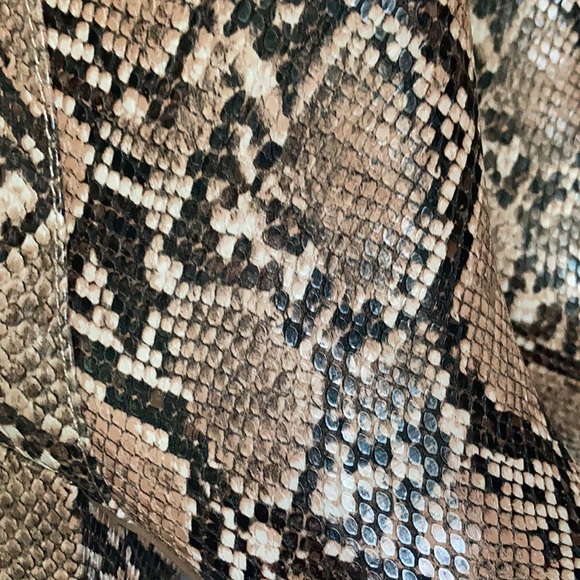 New in box women’s Steve Madden Julianne Boots size 6.5 - Picture 4 of 12